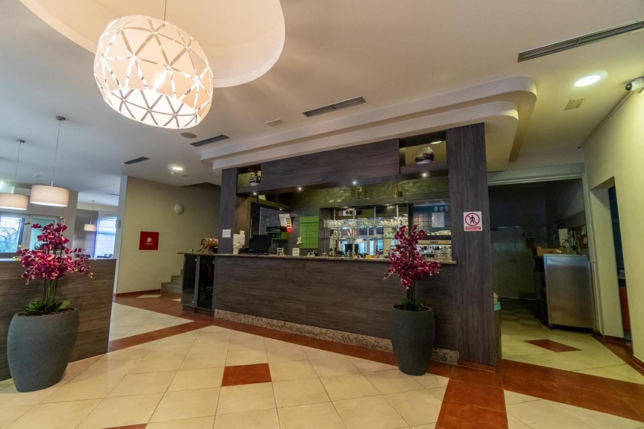 Hotel & Restaurant Babic Vranovaca Екстериор снимка