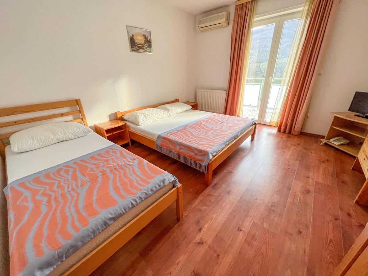 Hotel & Restaurant Babic Vranovaca Екстериор снимка