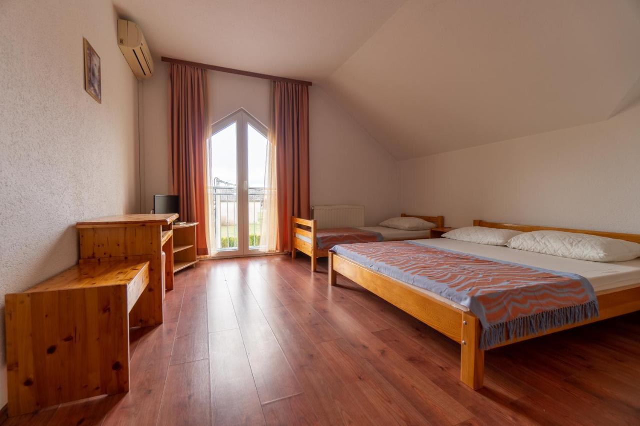 Hotel & Restaurant Babic Vranovaca Екстериор снимка