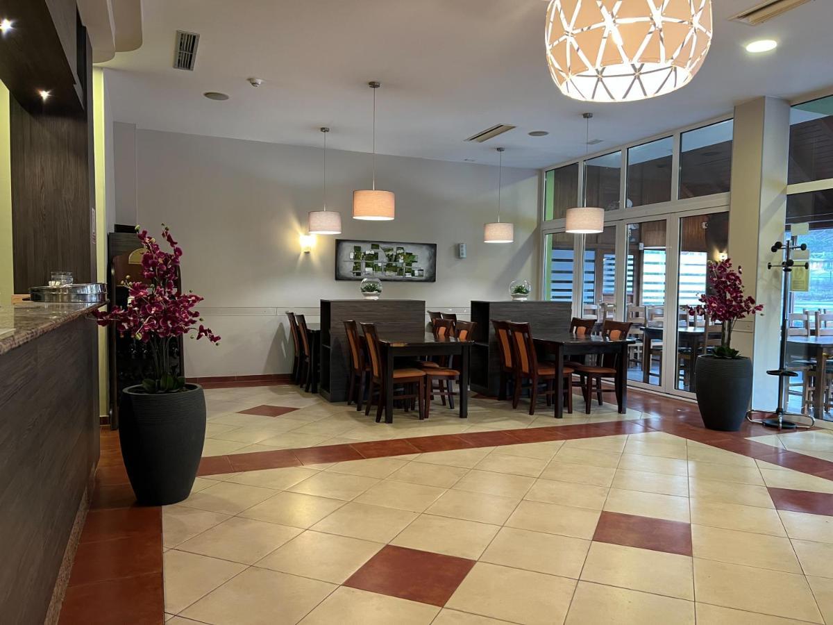 Hotel & Restaurant Babic Vranovaca Екстериор снимка