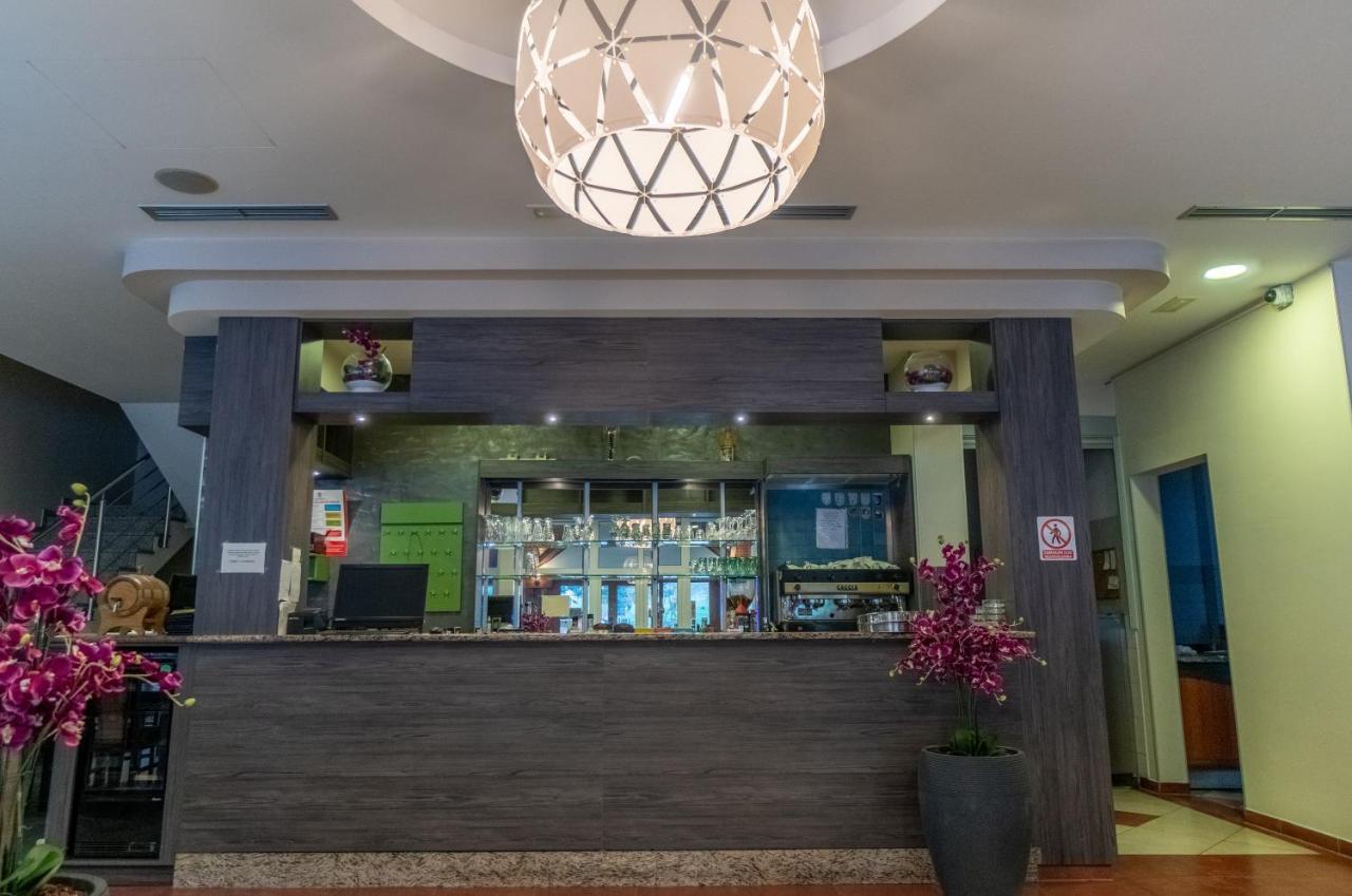 Hotel & Restaurant Babic Vranovaca Екстериор снимка