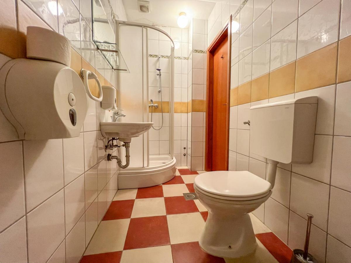 Hotel & Restaurant Babic Vranovaca Екстериор снимка