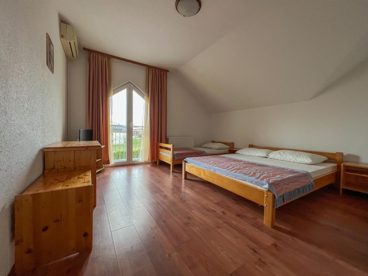 Hotel & Restaurant Babic Vranovaca Екстериор снимка