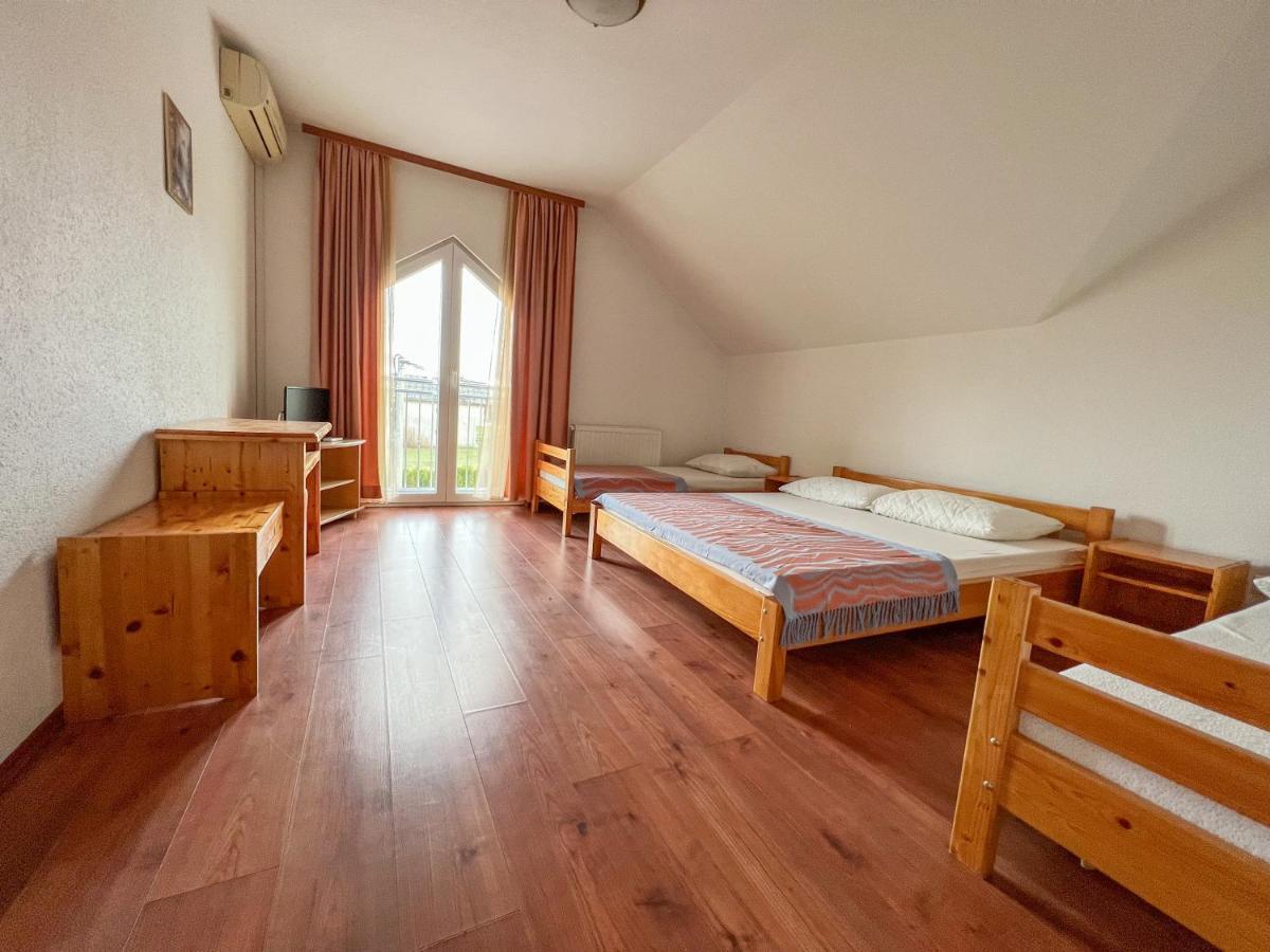 Hotel & Restaurant Babic Vranovaca Екстериор снимка