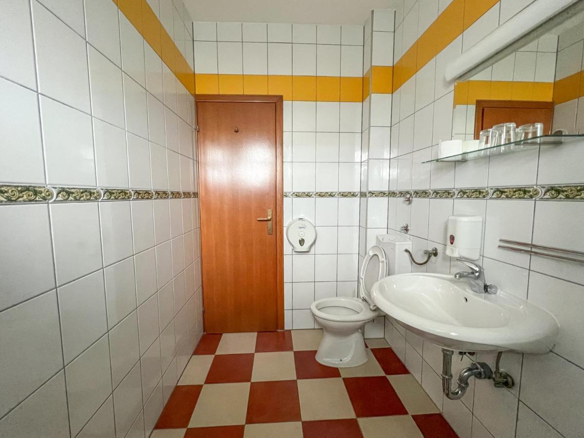 Hotel & Restaurant Babic Vranovaca Екстериор снимка